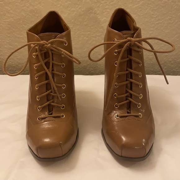 Adorable Heeled Boots🤎 - Picture 2 of 7